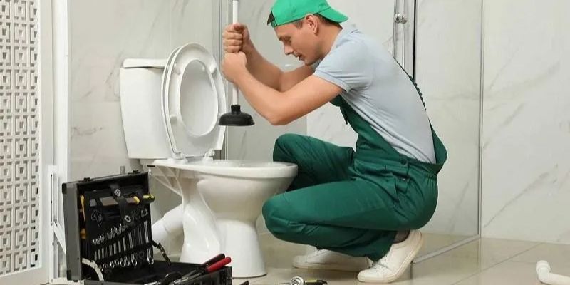 Tuổi thọ công trình khiến đường ống dễ hư hỏng